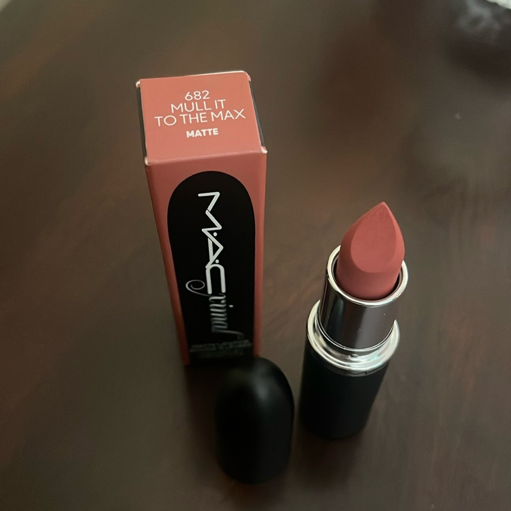 Macximal Silky Matte Lipstick